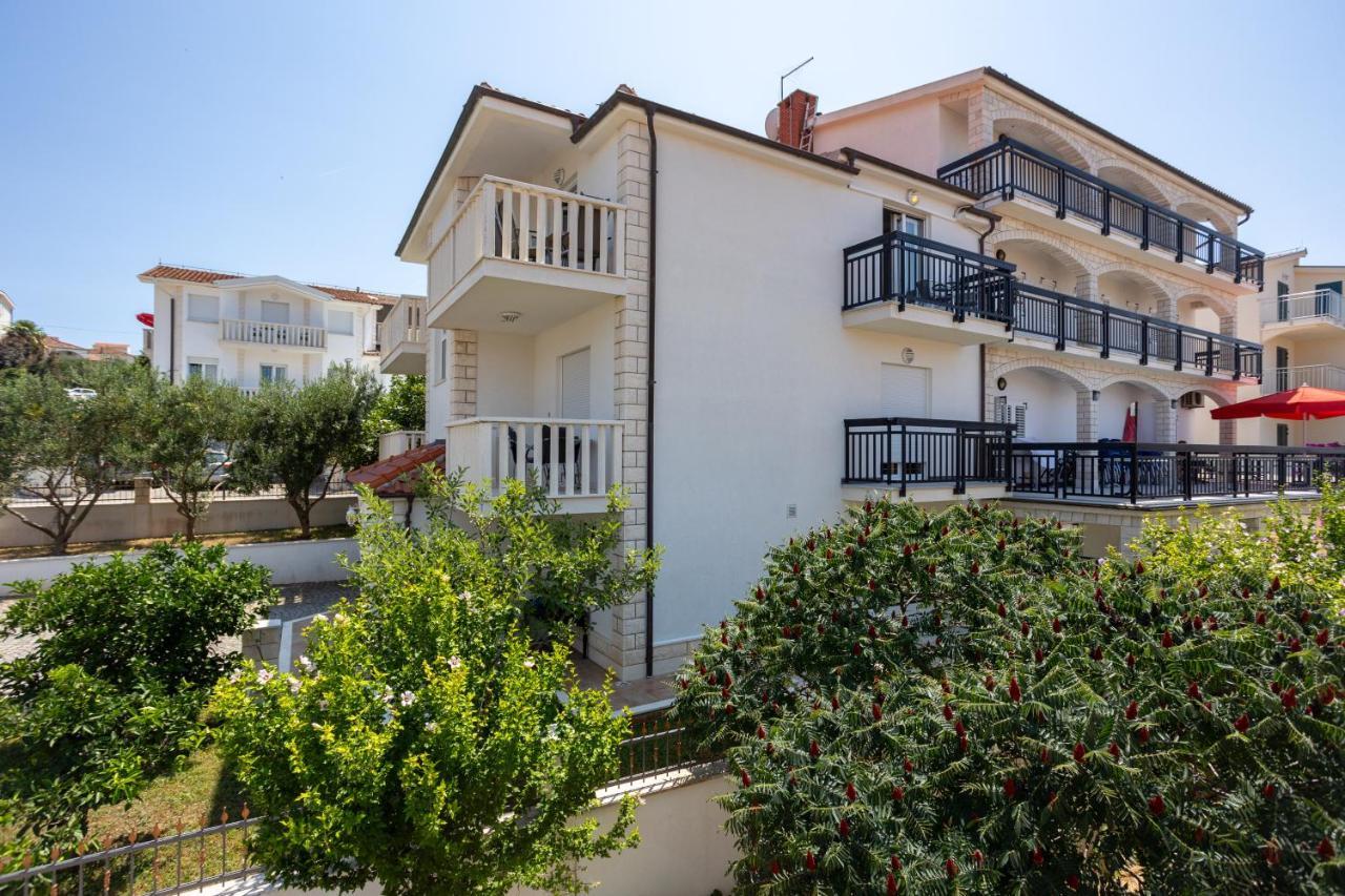 אוקרוג גורניי Villa Marina מראה חיצוני תמונה